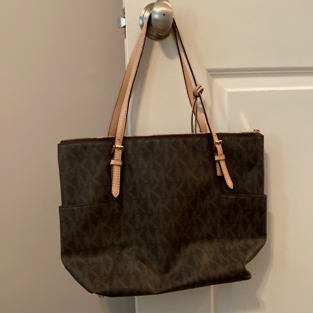 Micheal Kors purse!